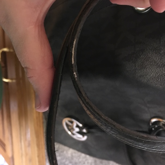 Michael Kors handbag - Picture 5 of 8